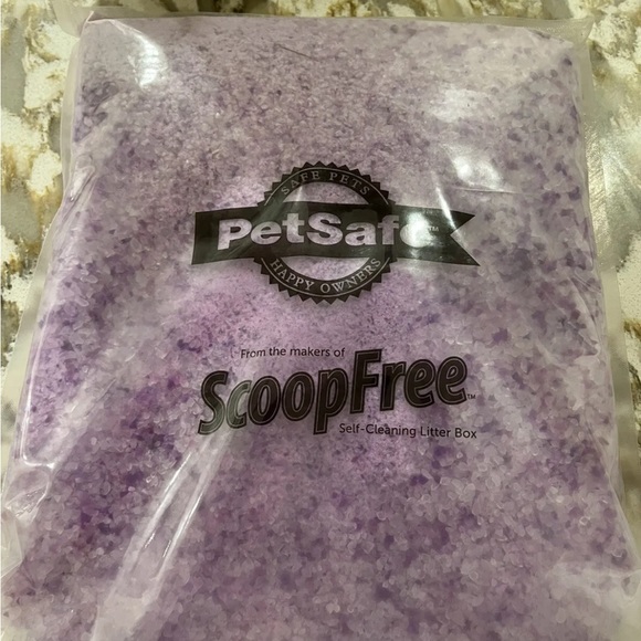 Taking offers PetSafe Premium Crystal Nonclumping Cat Litter - Picture 4 of 4